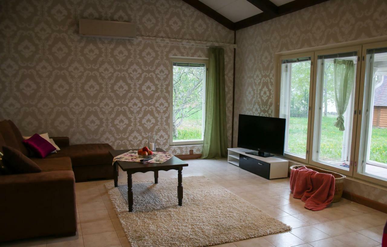 Lake Suite Family Λάχτι Εξωτερικό φωτογραφία